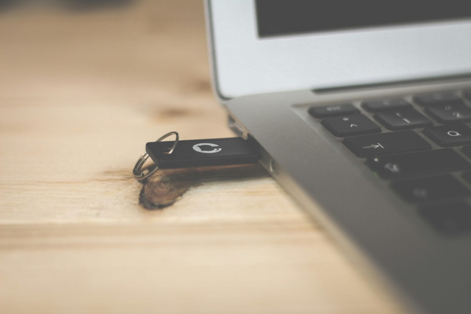 Outsourcing IT mIT security