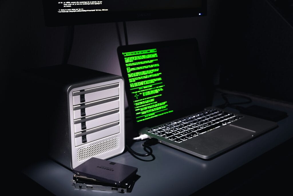 mIT security o dronach z Rosji nad Polską: cyberzagrożenia, infrastruktura IT i jak się przed nimi bronić 6 Cyberbezpieczeństwo co to – Kompletny przewodnik dla firm i użytkowników